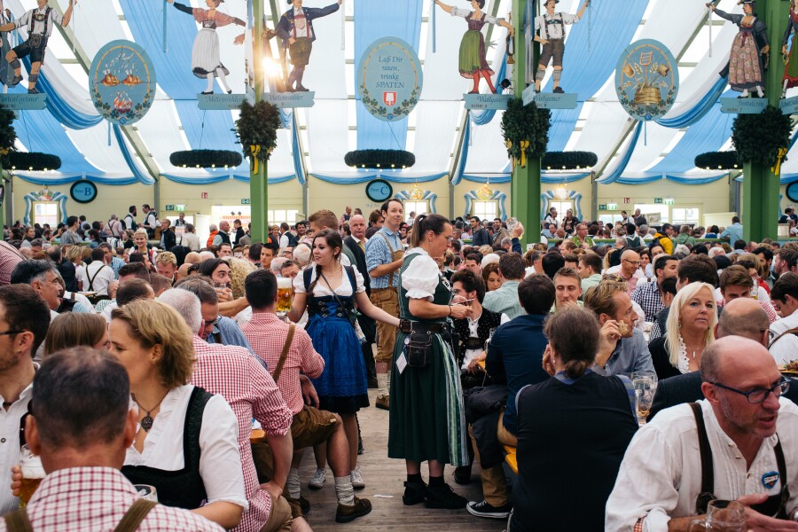 How to participate in Oktoberfest and local celebrations (Top tips for joining the party like a true local)