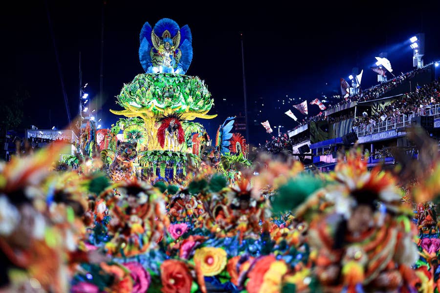 Want to see the Best global parades to watch during international celebrations? (Heres where to find the most exciting ones!)