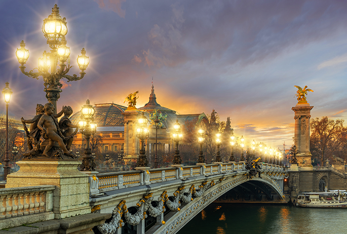 Discover the best art and design festivals to attend in Paris: Your simple guide to the top creative events.