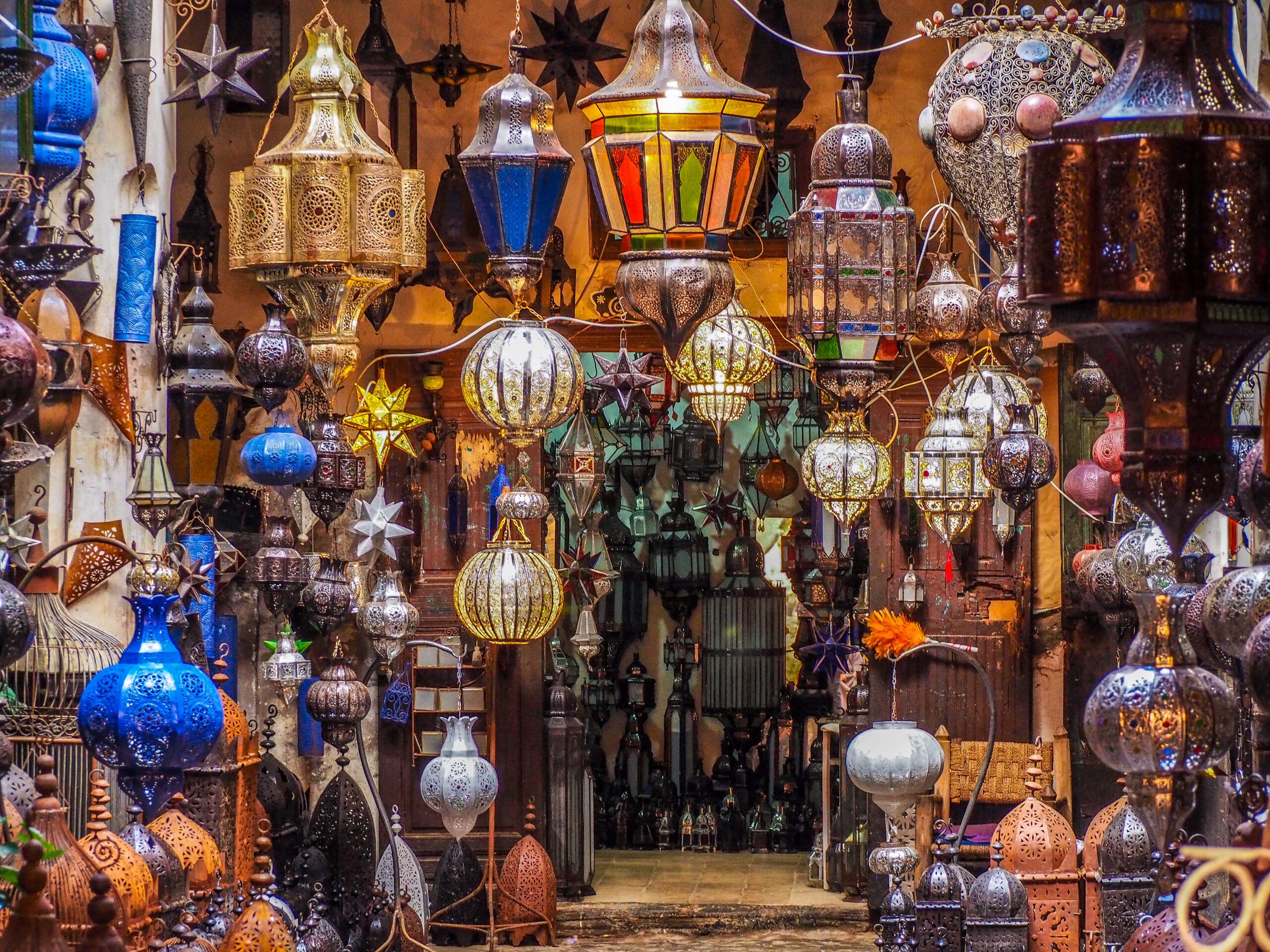 What Makes Moroccan Holidays So Special? (Experience Our Unique Souks, Riads, and Sahara Magic)