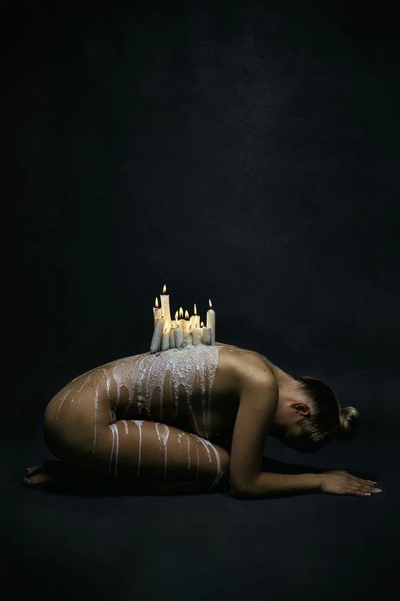 What are some different model nude poses? (Explore these artistic styles for your photography)