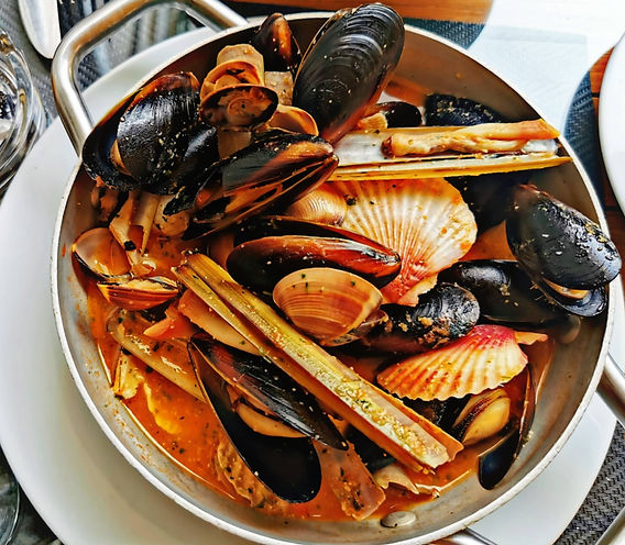 Secrets to delicious buzara (Learn how to make this iconic and flavorful seafood dish perfectly)