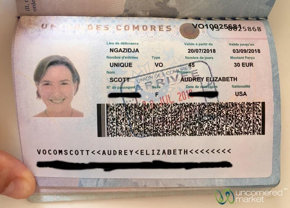 Heres how to keep your travel documents secure: Easy advice for peace of mind on your trip.