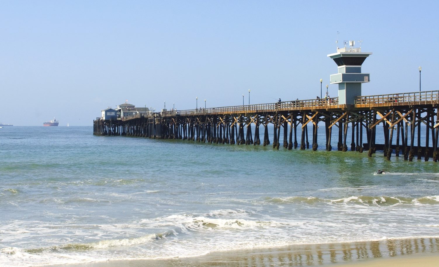 Where is seal beach municipal pier located? Easy directions guide for first visitors!