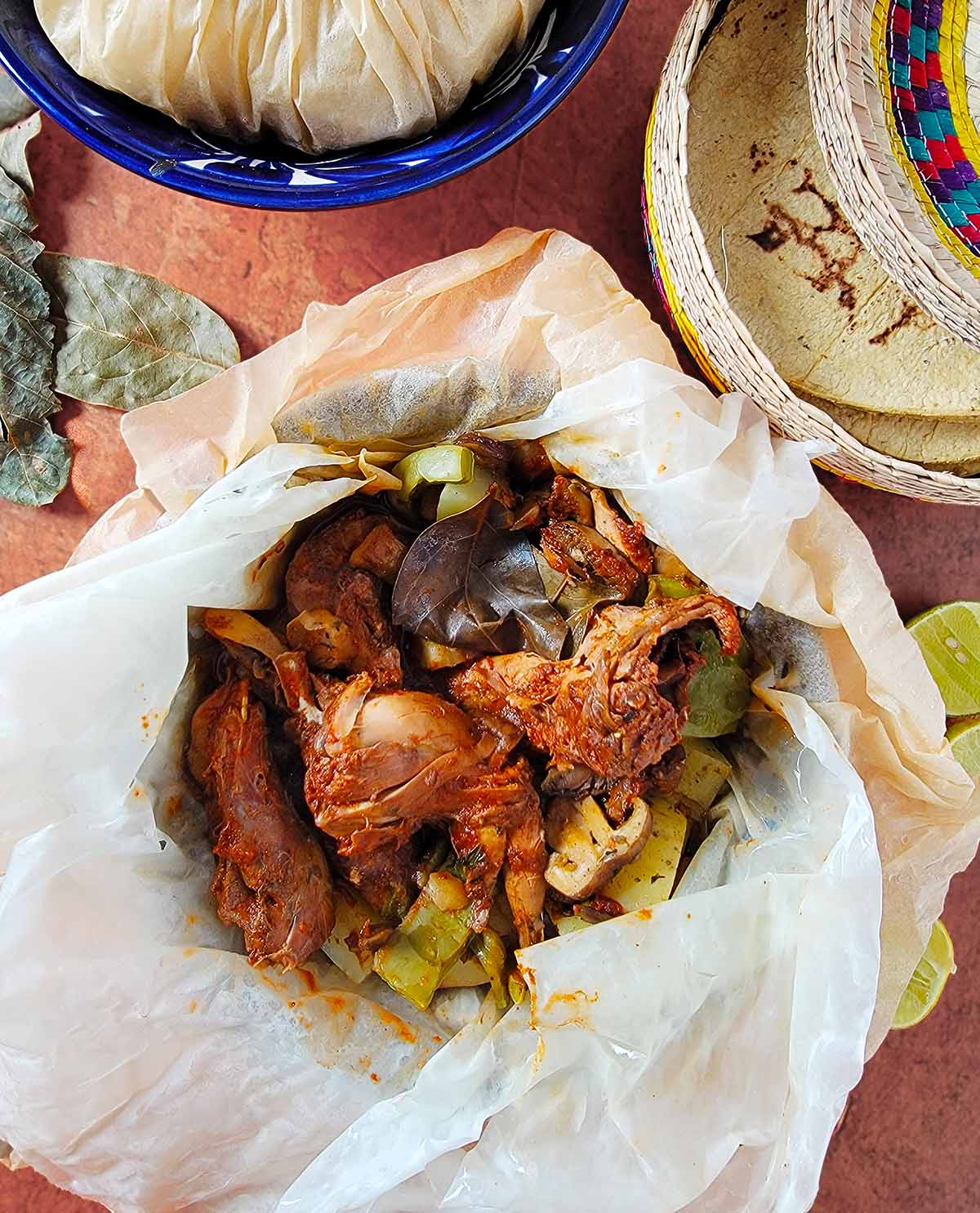 What are the different types of mixiote? Explore popular fillings like chicken or lamb mixiote.