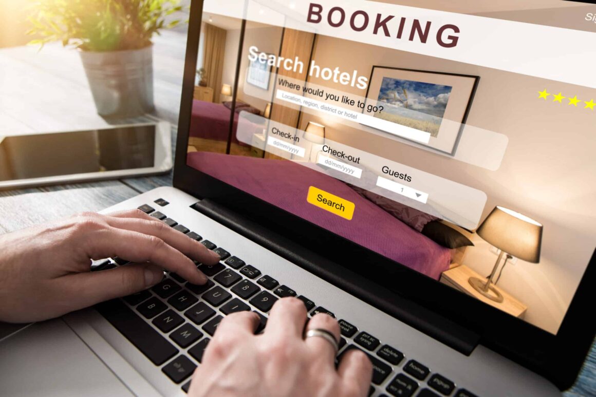 Dont overpay: Best tools for comparing hotel prices during peak seasons
