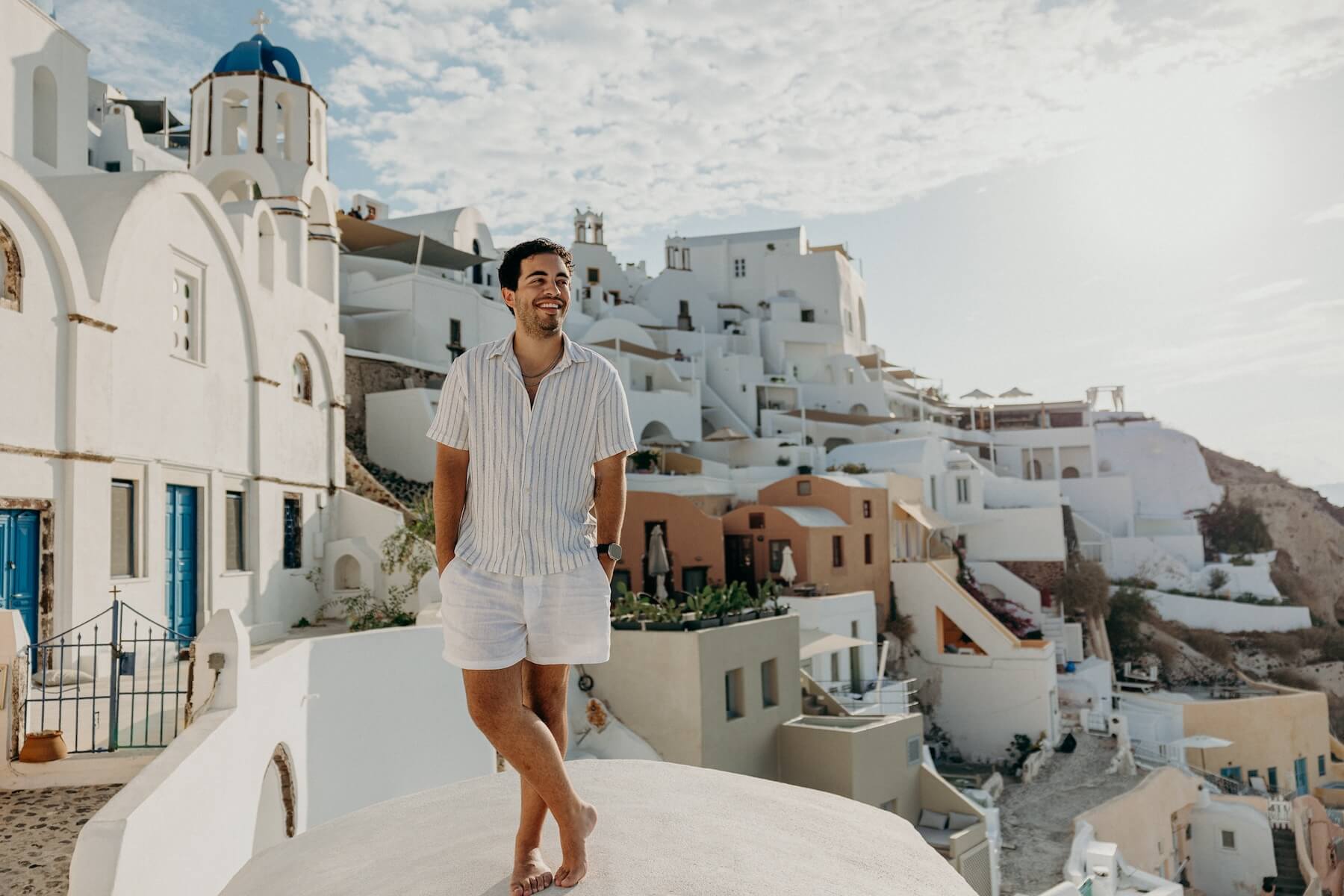 Need fresh men posing ideas for your next shoot? Discover these cool examples for instant inspiration.