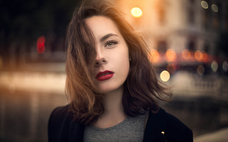 Want a better cinematic style full body image portrait? These 5 simple tips will improve your photos.