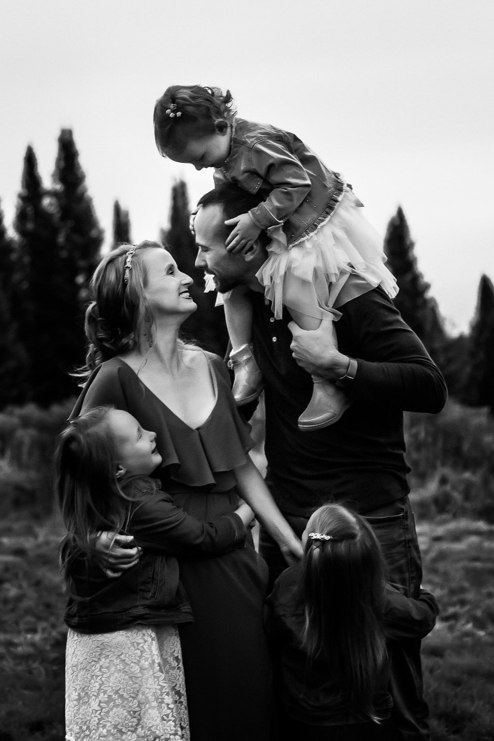 Cherishing Family Moments: The Power of Black and White Images