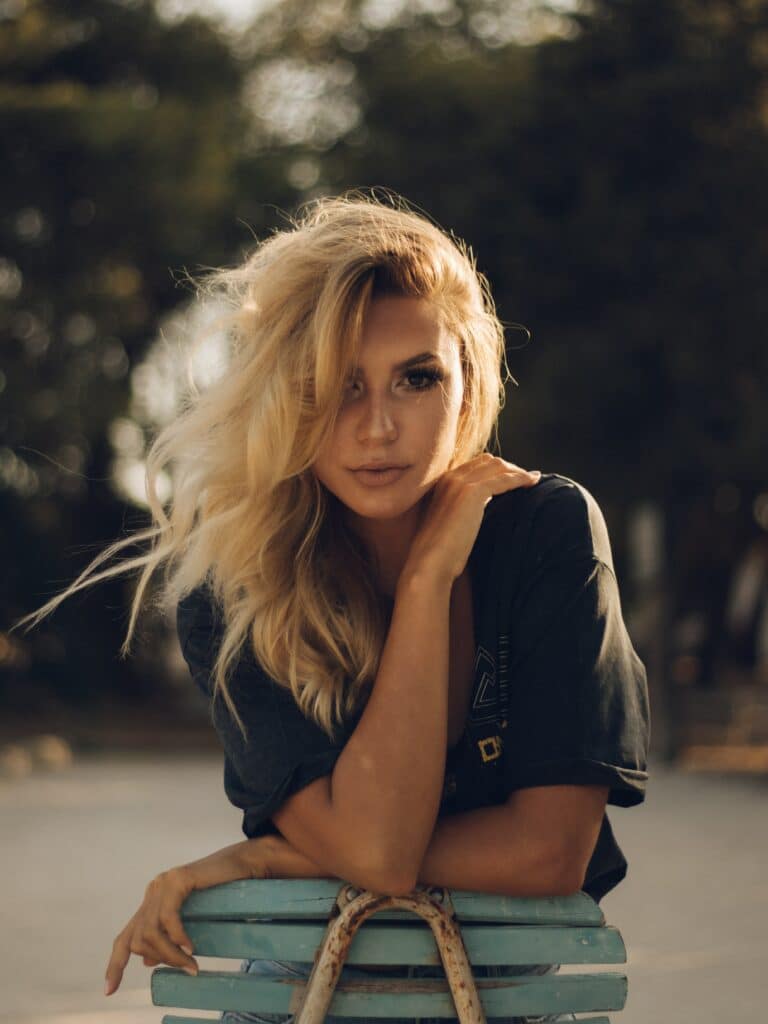 Person posing inspiration: Unlock stunning portrait ideas now!