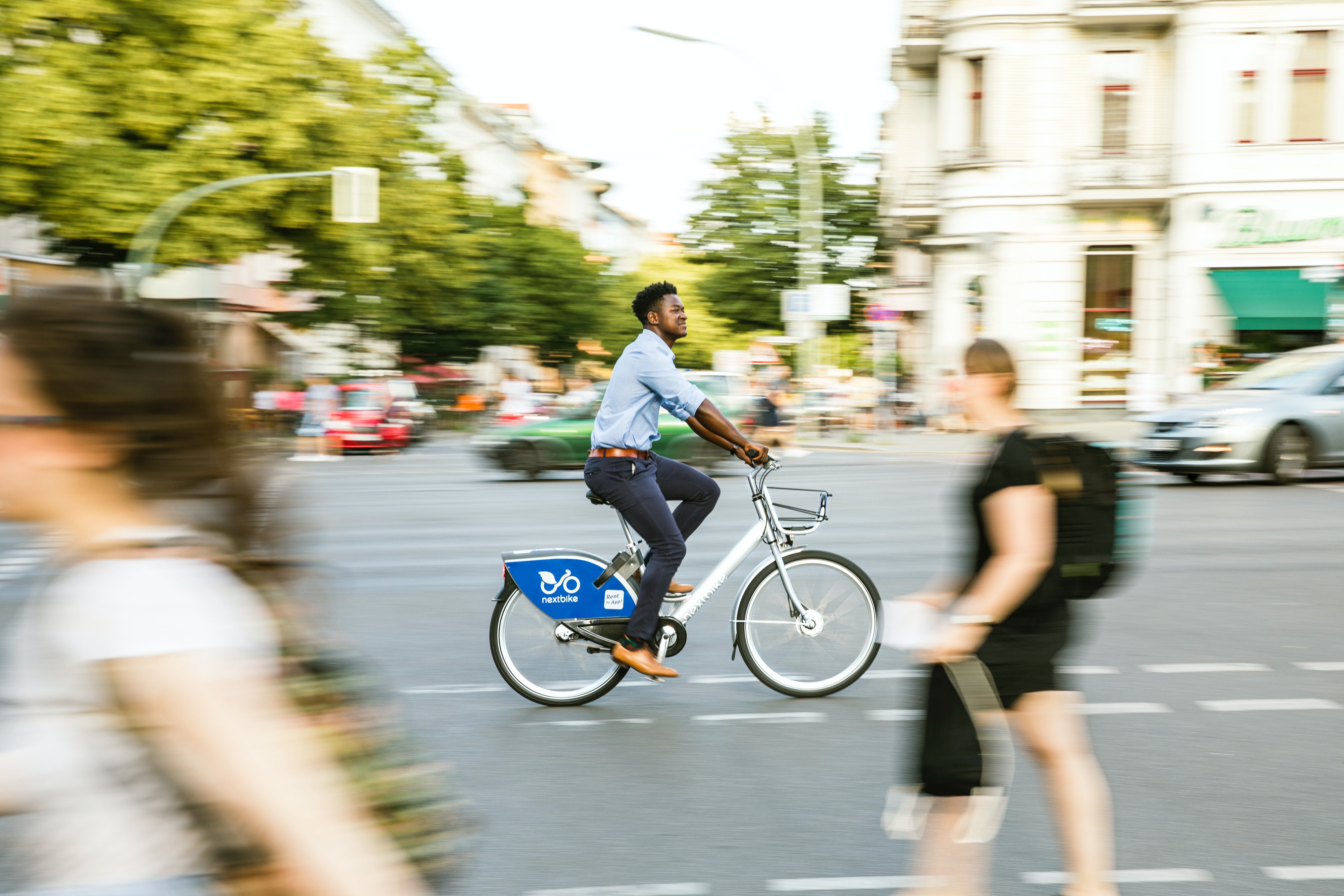 How to do Low-carbon travel in cities? (Your easy guide to greener urban commuting everyday)