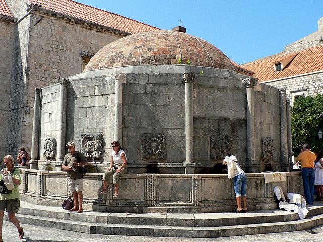 How Tall Is Onofrios Large Fountain Dubrovnik Cool Facts to Know