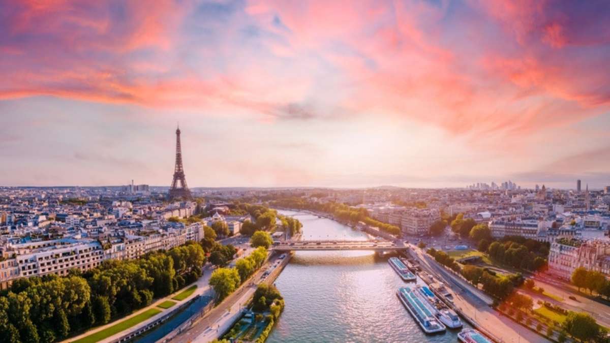 Best Free Attractions in Paris France: A Great Guide for Thrifty Explorers