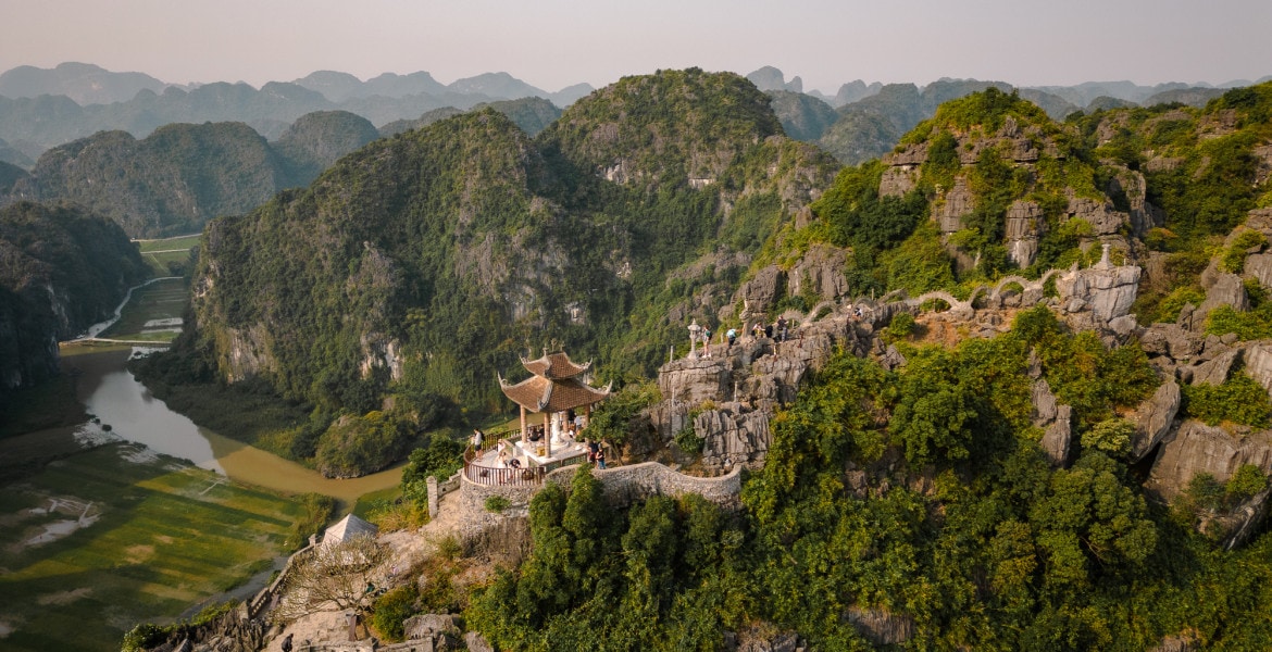 Why visit both Hanoi and Saigon 3 smart tips for travel plans