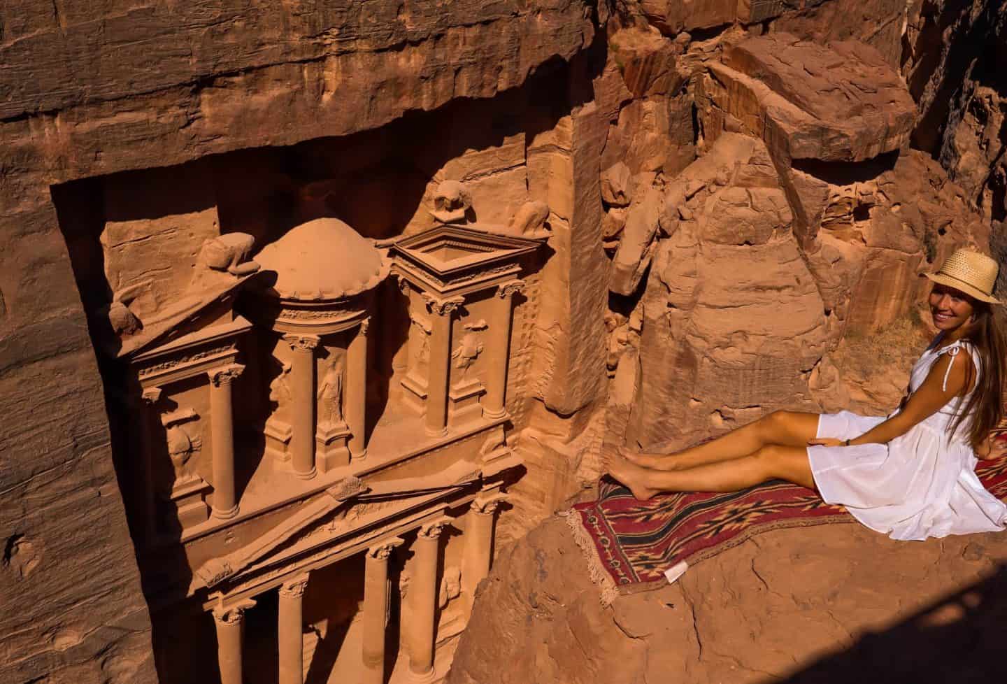 The Siq Petra Jordan Essential Guide Top Travel Tips You Need
