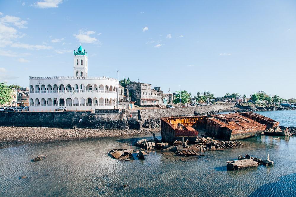 How to see best comoros attractions? (Follow these easy steps for an amazing trip!)