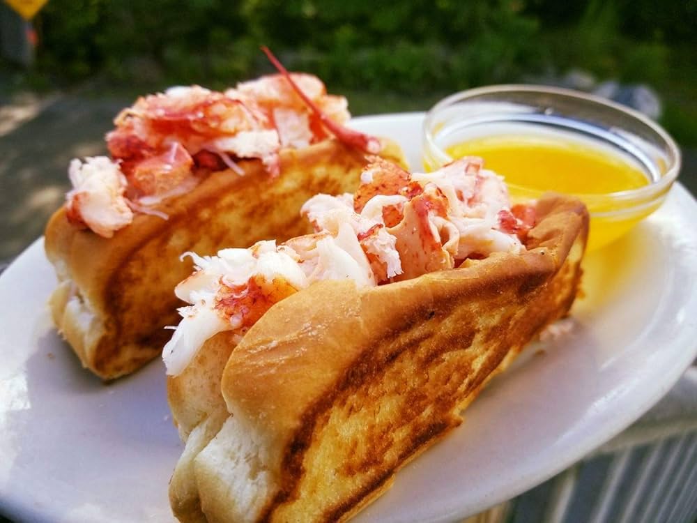 Buying Toasted New England Style Hot Dog Buns Online? Heres Top Stores!