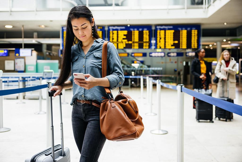 Which tools are best for booking near airports? (Discover top choices for easy stays)