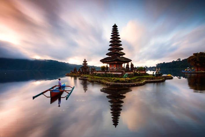 Best spots for the most famous cultural celebrations worldwide? (Plan your trip with these tips!)