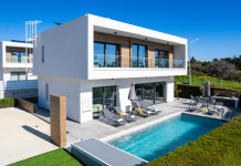 Services at Paphos International Airport? Find free wifi and shops here!