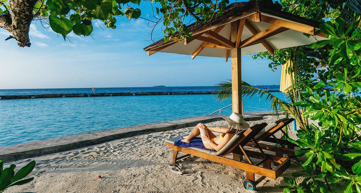 Best Hotel Search Engines for Beachside Accommodations: Where to Book Easy & Fast