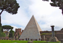 things to consider when taking a trip to rome: avoid these 4 common tourist mistakes