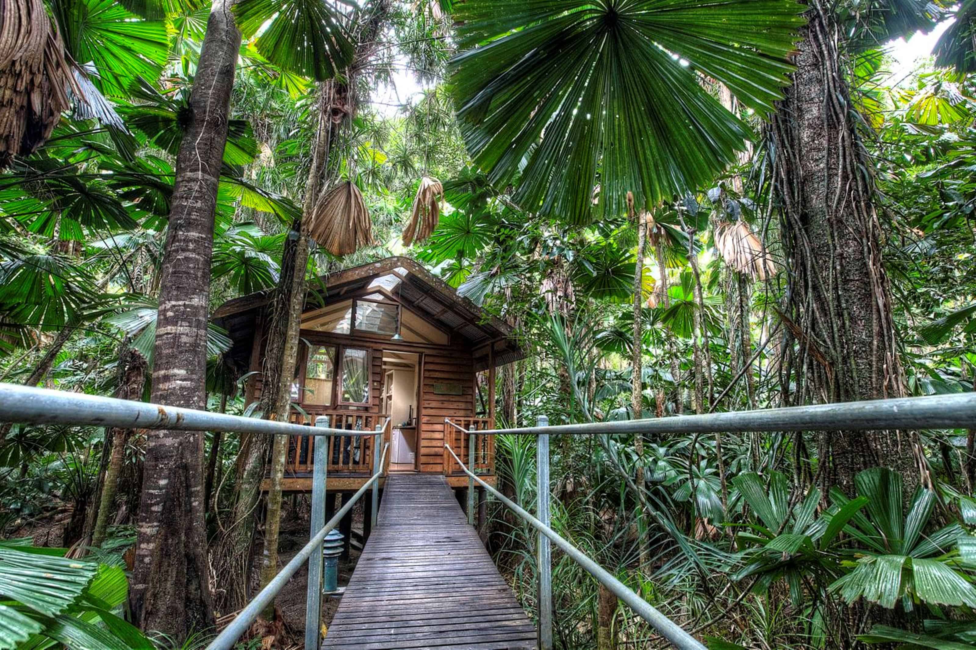 Eco-friendly Eco-lodges and Retreats Real Examples Stunning Places in These Countries