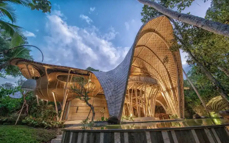 Eco-friendly Eco-lodges and Retreats Real Examples Stunning Places in These Countries